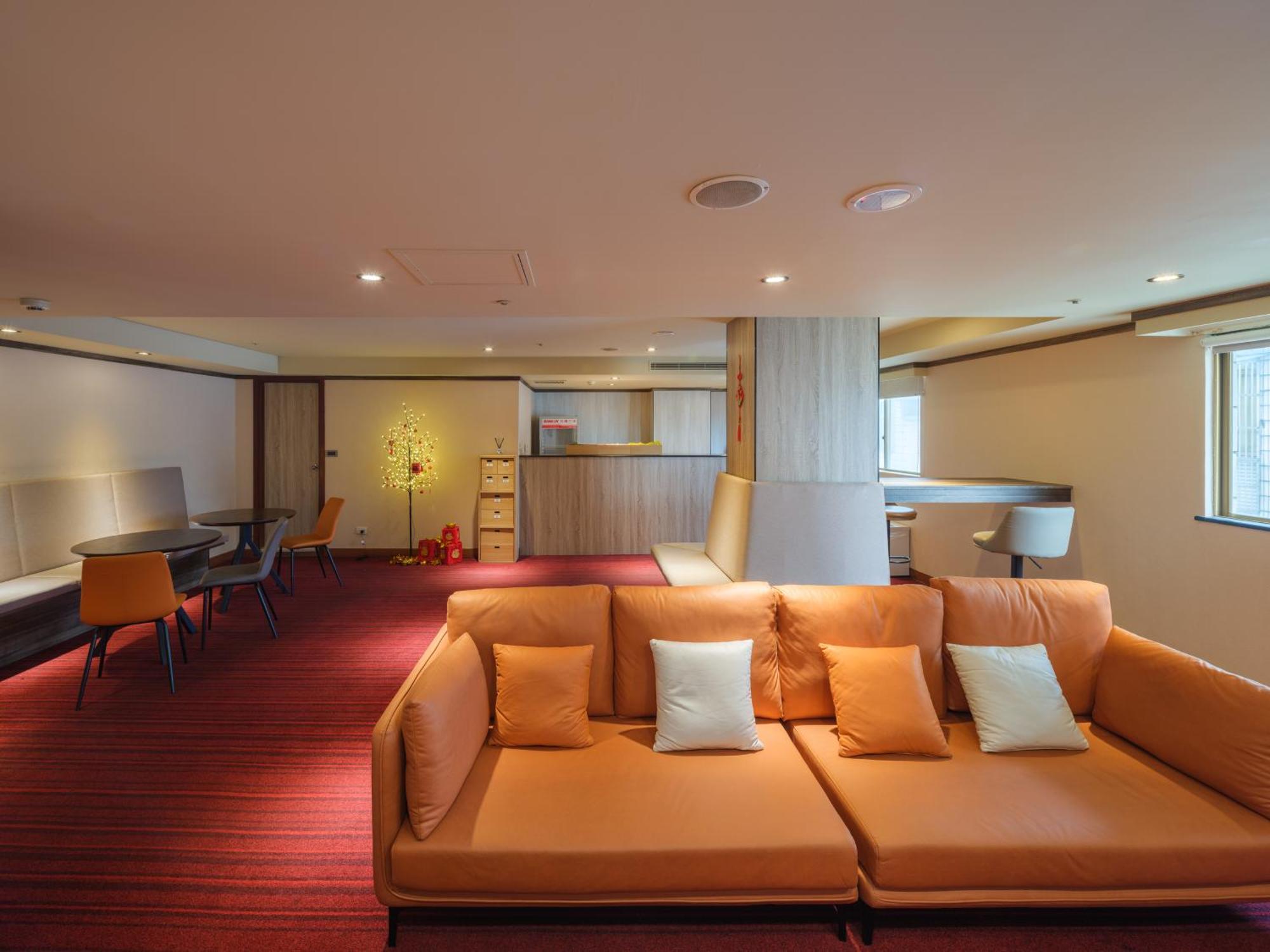 Rich & Free Hotel - Fuzhong 富逸旅趣-板橋府中館 Tajpej Buitenkant foto